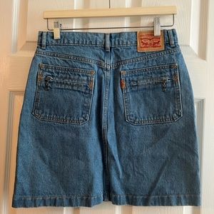 New Levi’s Denim Skirt